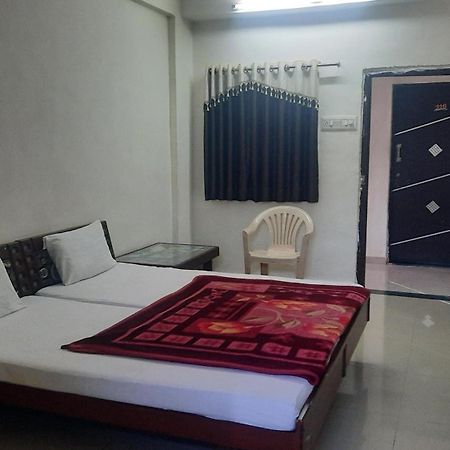 Hotel Rajtilak Guest House Vadali Екстериор снимка